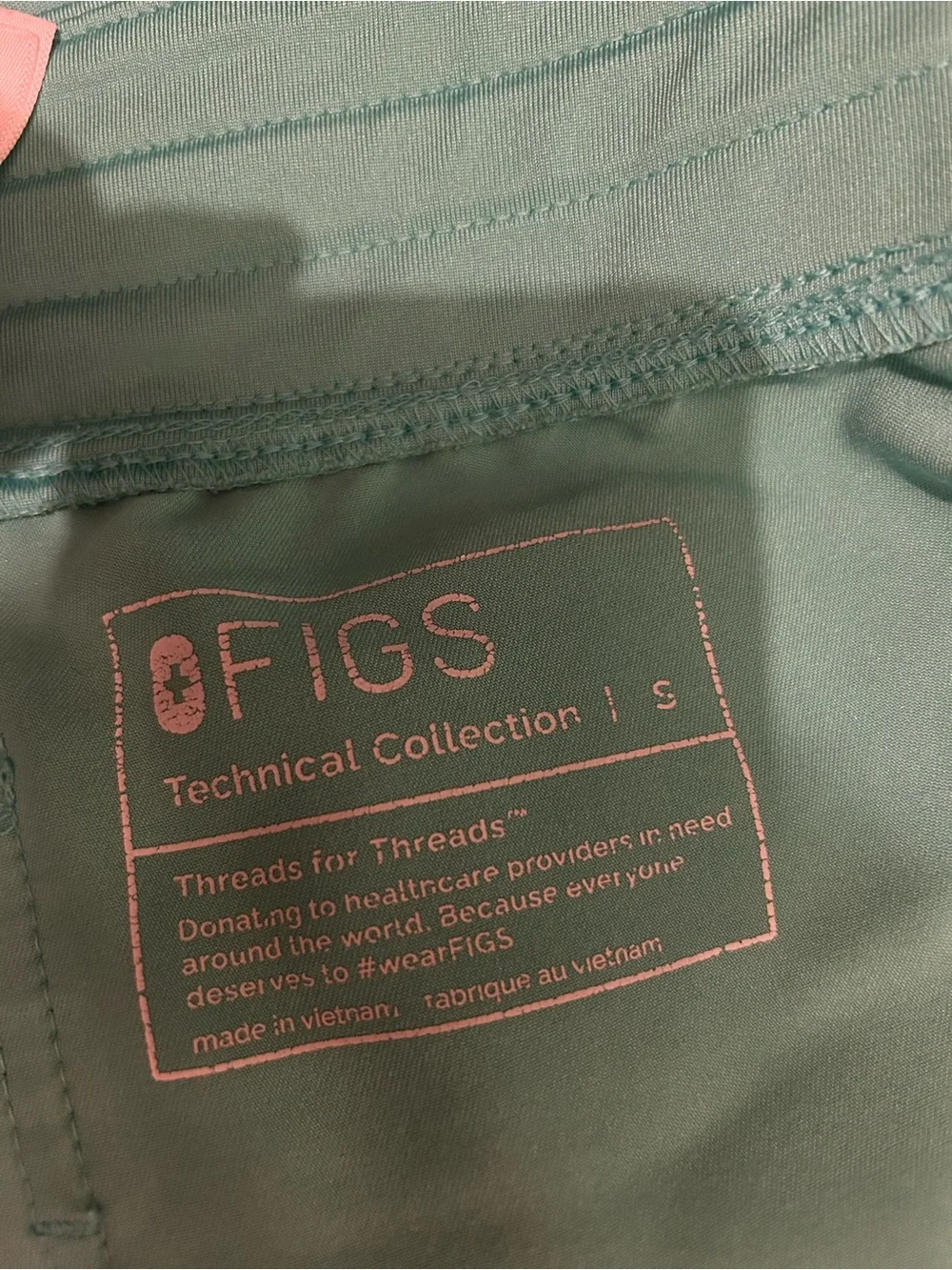 Figs scrubs - BUNDLE - Picture 5 of 8